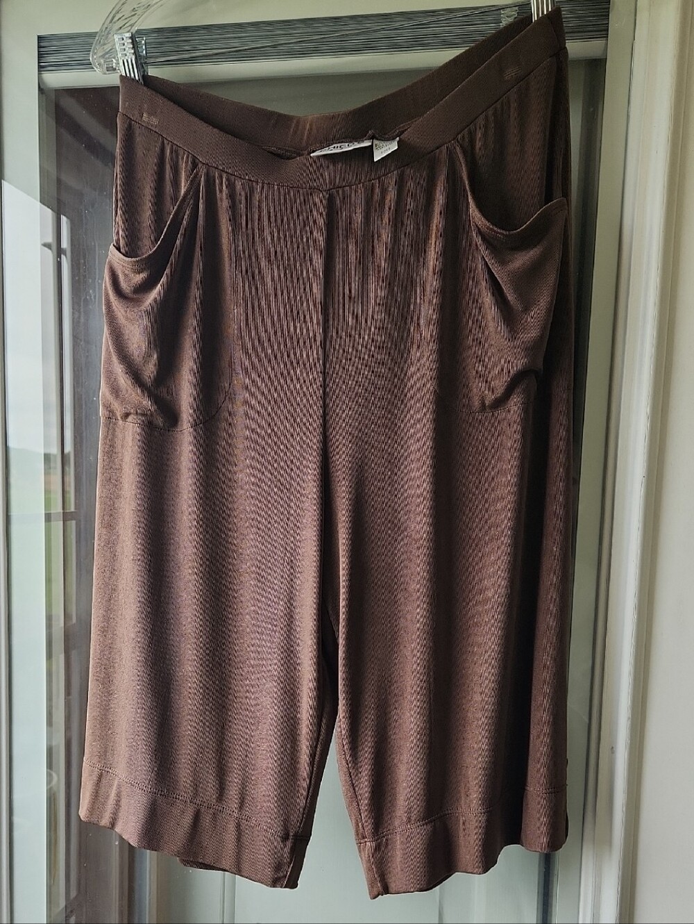 Chico's Olive Drab/brown Pull-On Wide-Leg Cropped Pants